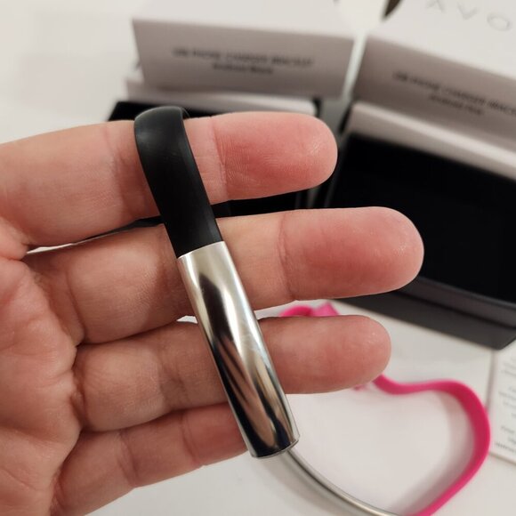 Avon USB Phone Charger Bracelet x 4 Android Black Pink NEW - Picture 3 of 11